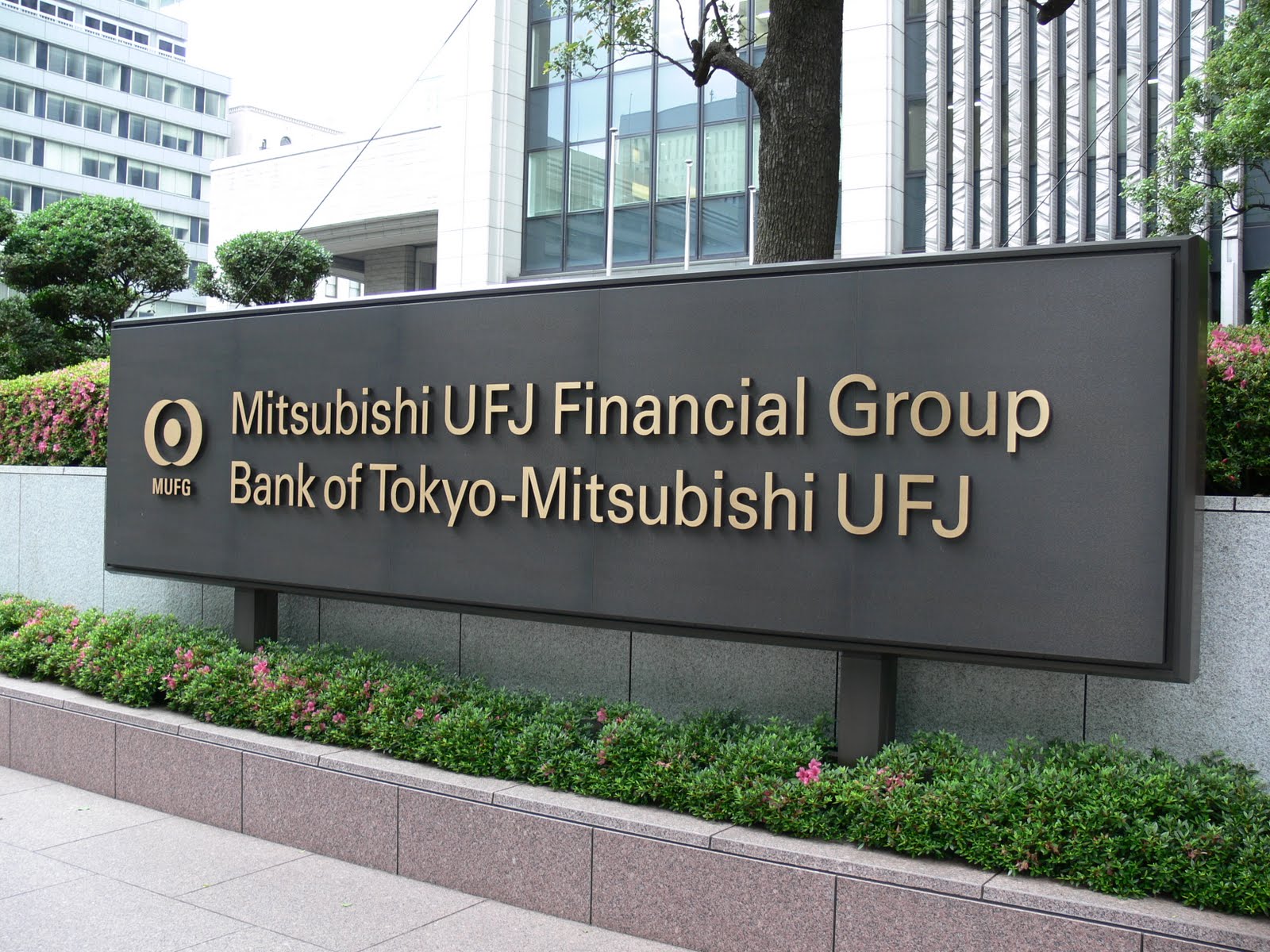 Mitsubishi UFJ Financial Group Tập đoàn tài chính Mitsubishi UFJ Mitsubishi UFJ Financial Group Tập đoàn tài chính Mitsubishi UFJ