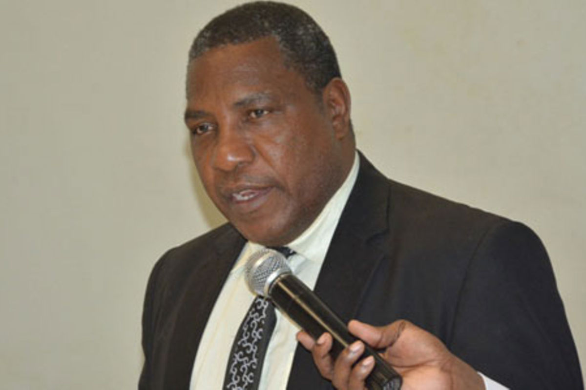 Minister calls for salary increase at the postal corporation The Citizen