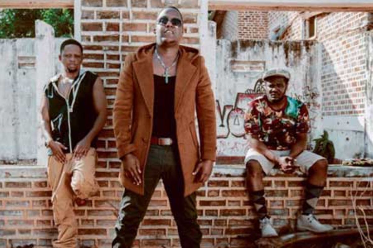 We are not trying be a group says AY | The Citizen