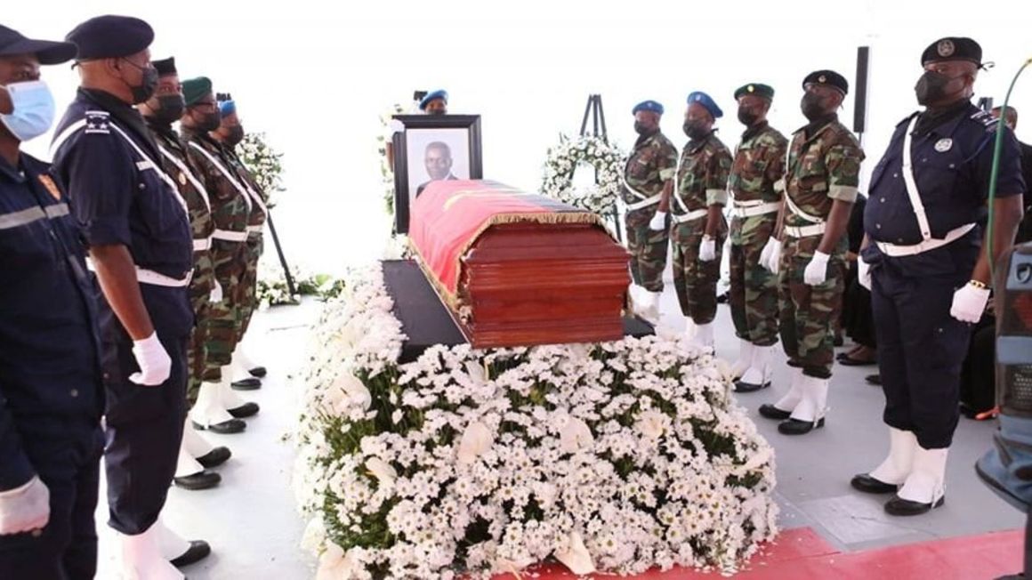 Santos funeral