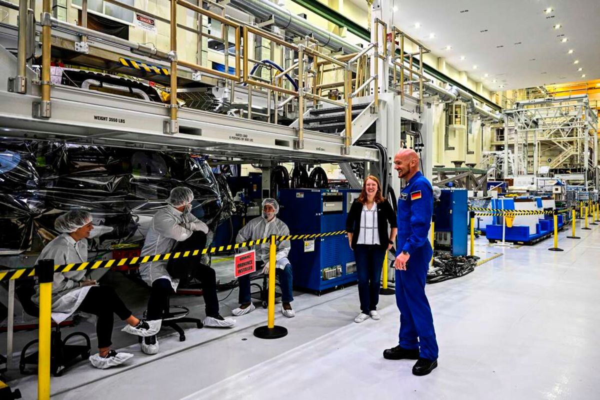 NASA shoots for the Moon, on its way to Mars The Citizen