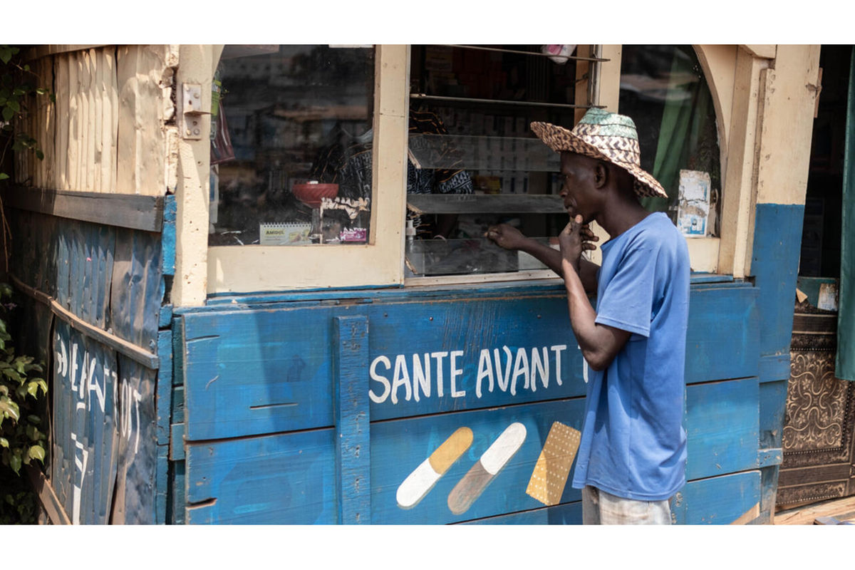 In Central Africa, informal pharmacies provide a health safety net of