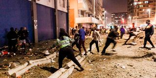 looters 