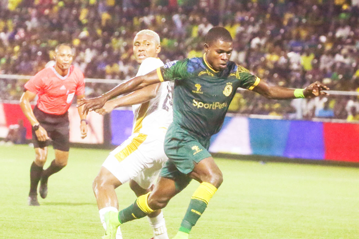 4 teams in tight battle for Premier League’s top spot The Citizen