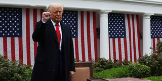 2025-04-02T212108Z_1057982233_RC2RPDAJI9B7_RTRMADP_3_USA-TRUMP-TARIFFS