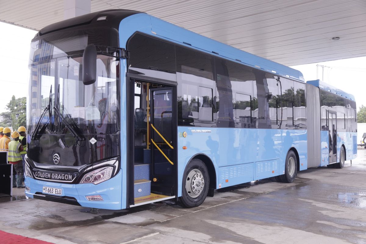 
The Dar Rapid Transit Agency (UDART) has launched its first bus powered by compressed natural gas (CNG)