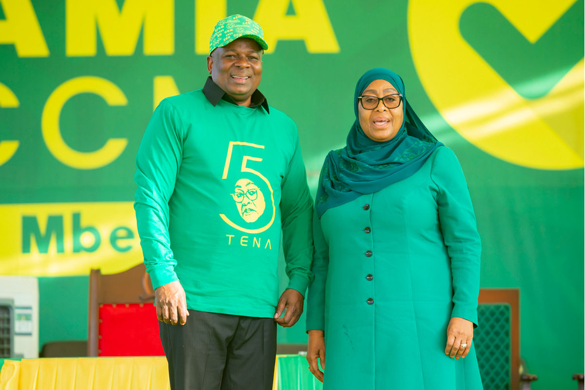 Former Chadema regional chairman Ezekiah Wenje defects to CCM in presence of Samia