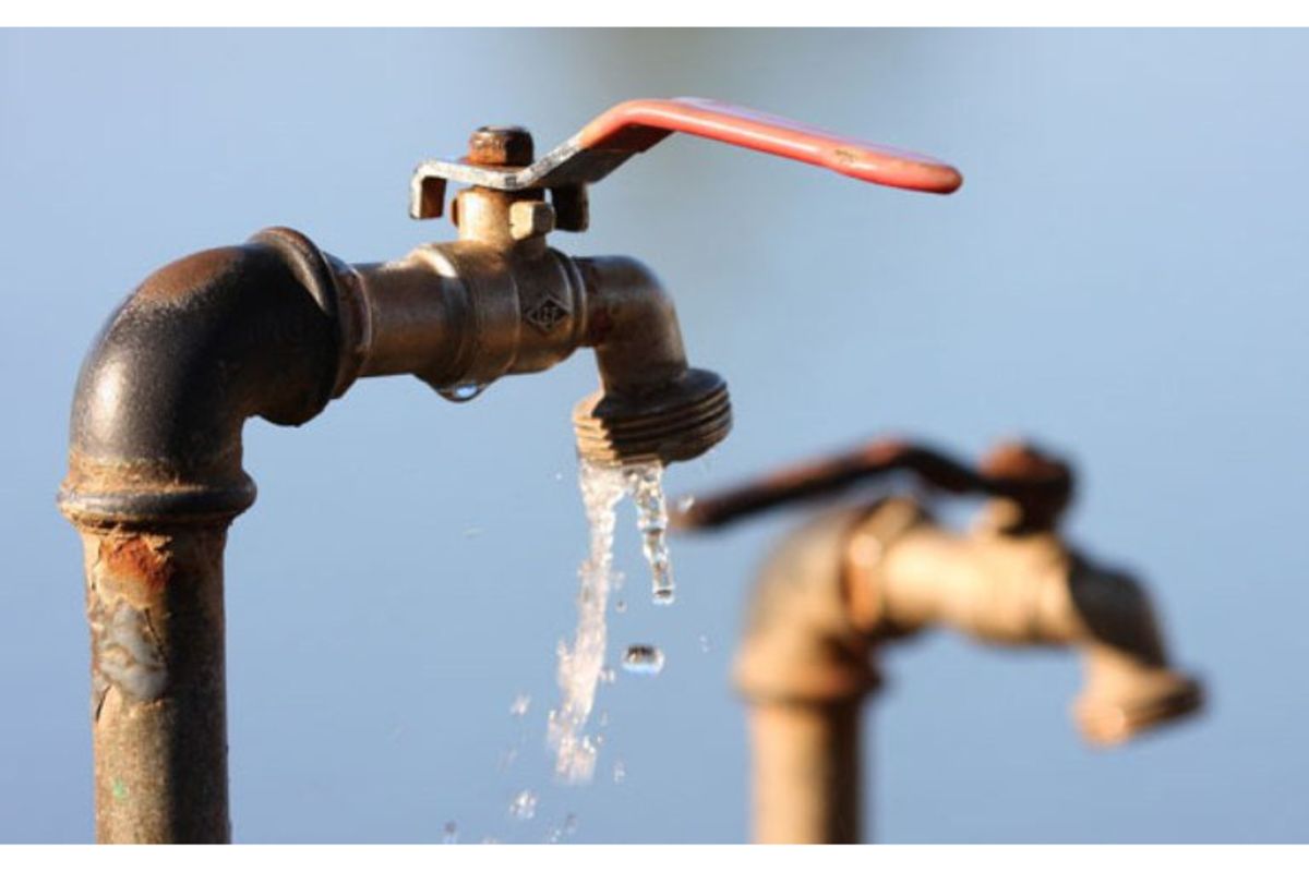 Tanzanians entitled to Sh100,000 compensation if water supply is cut on weekends or public holidays, Ewura confirms