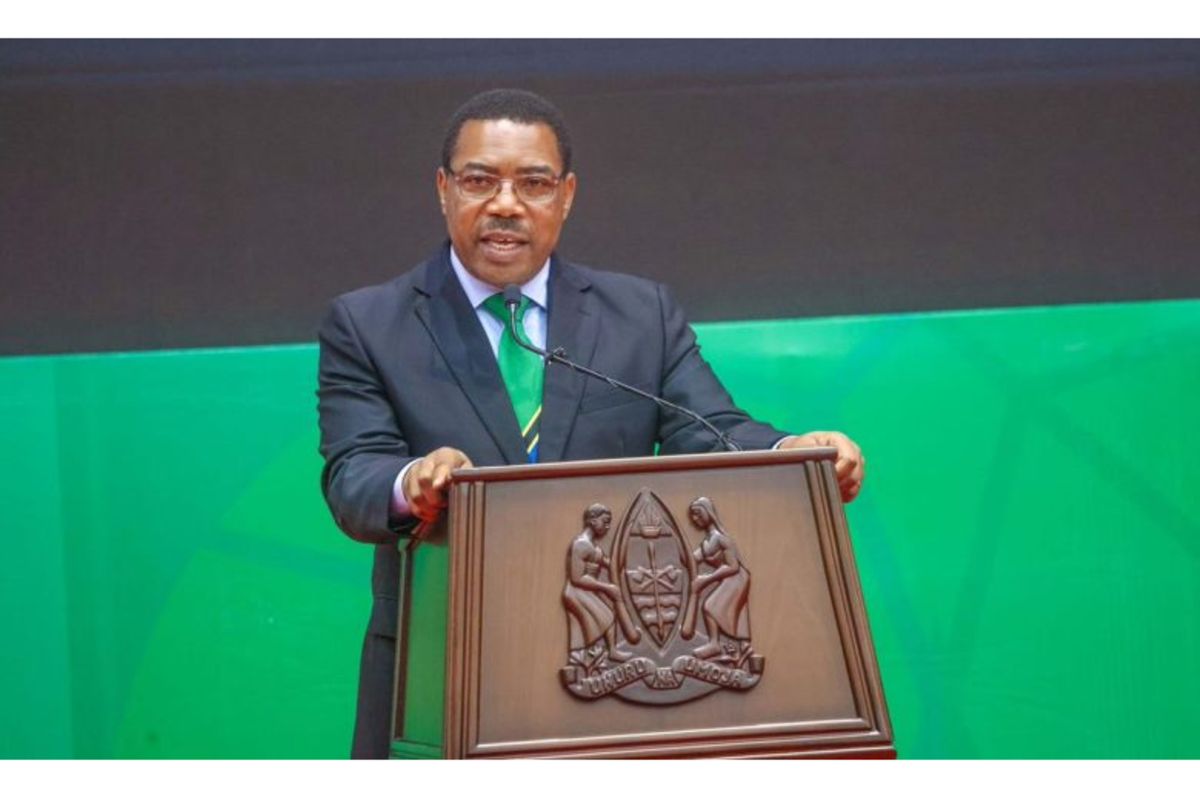 
Citing the vandalised police station, which residents built using their own funds and which was inaugurated during the 2003 Uhuru Torch race, he said those who destroy community property...