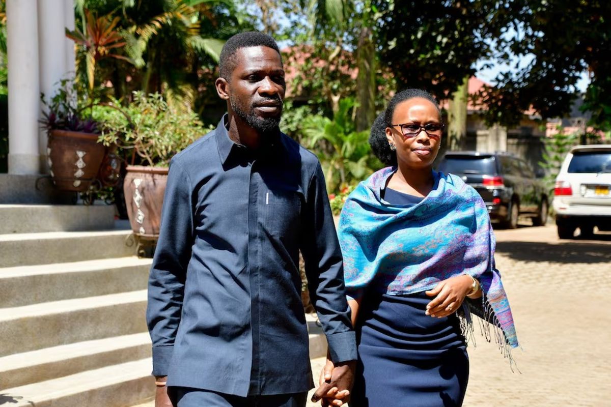 Uganda opposition leader says wife hospitalised after soldiers raided home
