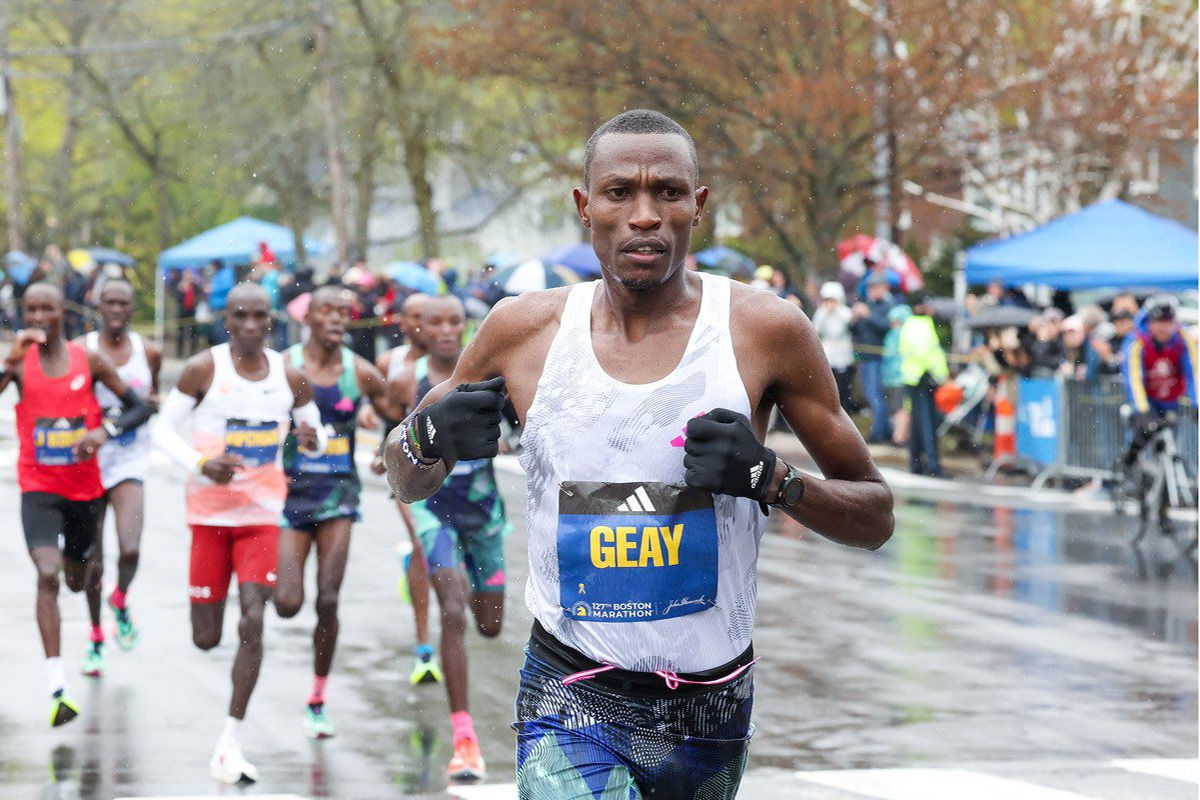 Geay clinches back to back victory at Daegu Marathon