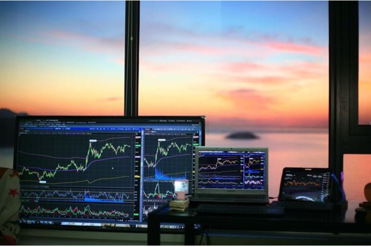 8 Warning Signs Traditional Currency Pairs Are About To Stop Moving Together