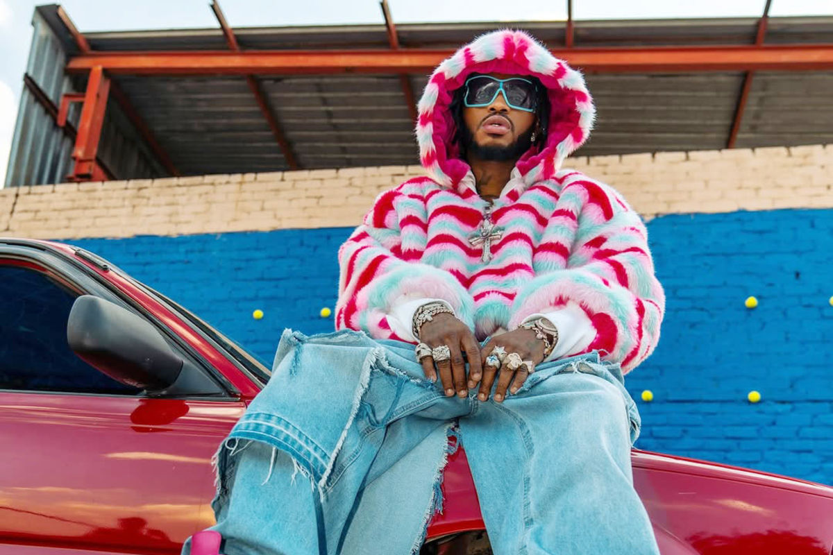 Looking rich, staying famous: The business of image in music