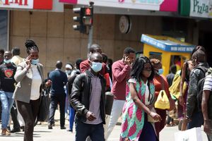 Nairobi pedestrians 