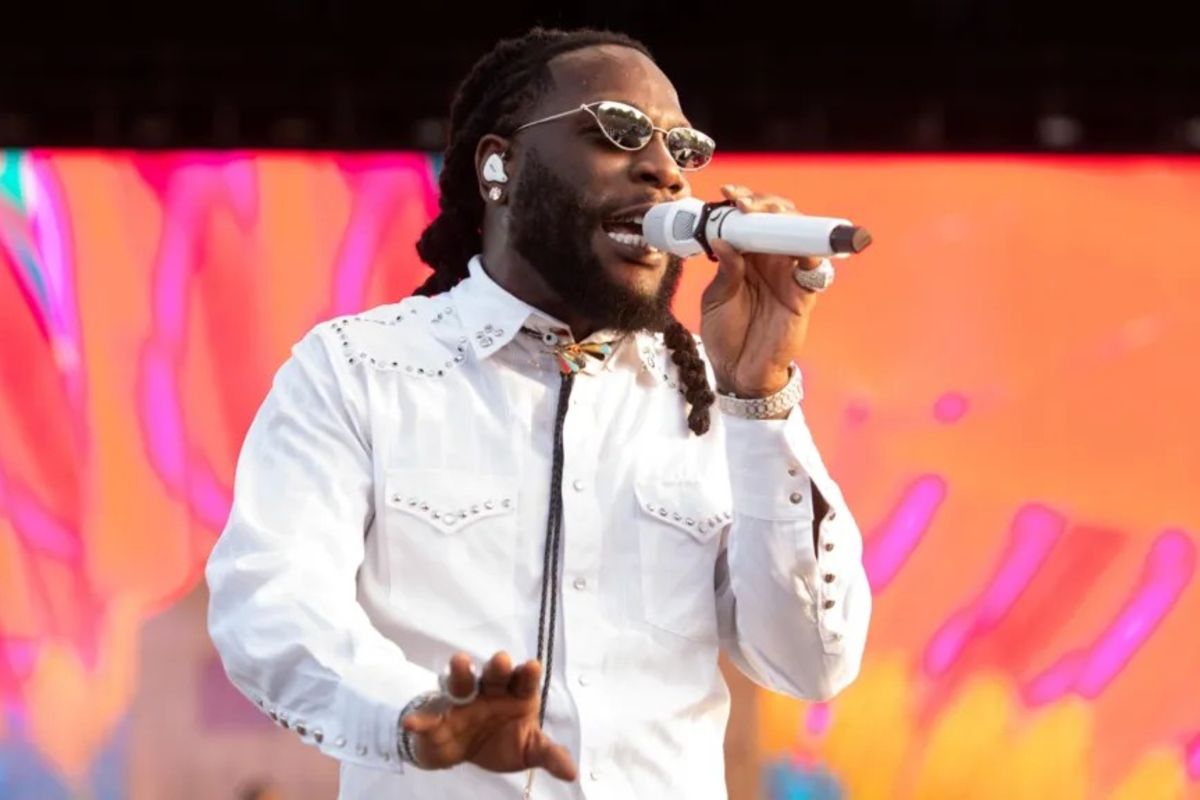 Nigerian DJs suspend Burna Boy’s music after clash with DJ Tunez sparks ...