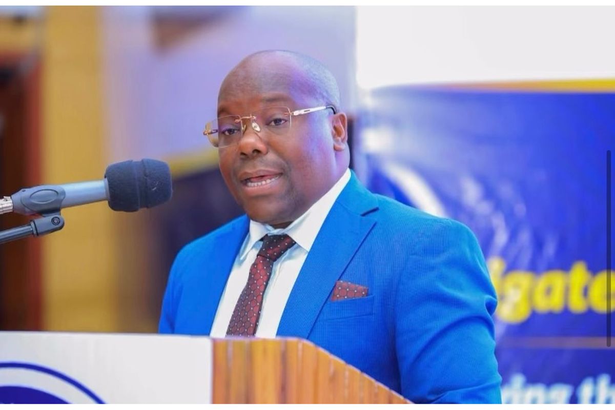 Government warns against online insults and fabricated content