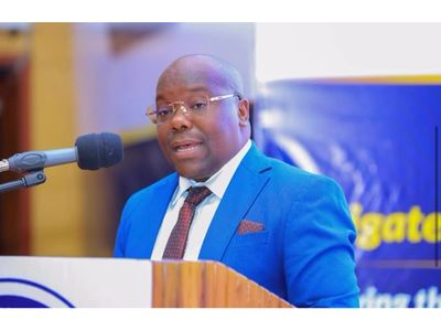 Government warns against online insults and fabricated content