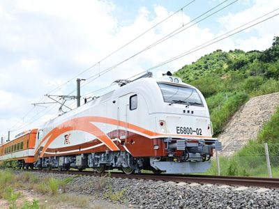 Kihenzile directs improvements in SGR ticket bookings